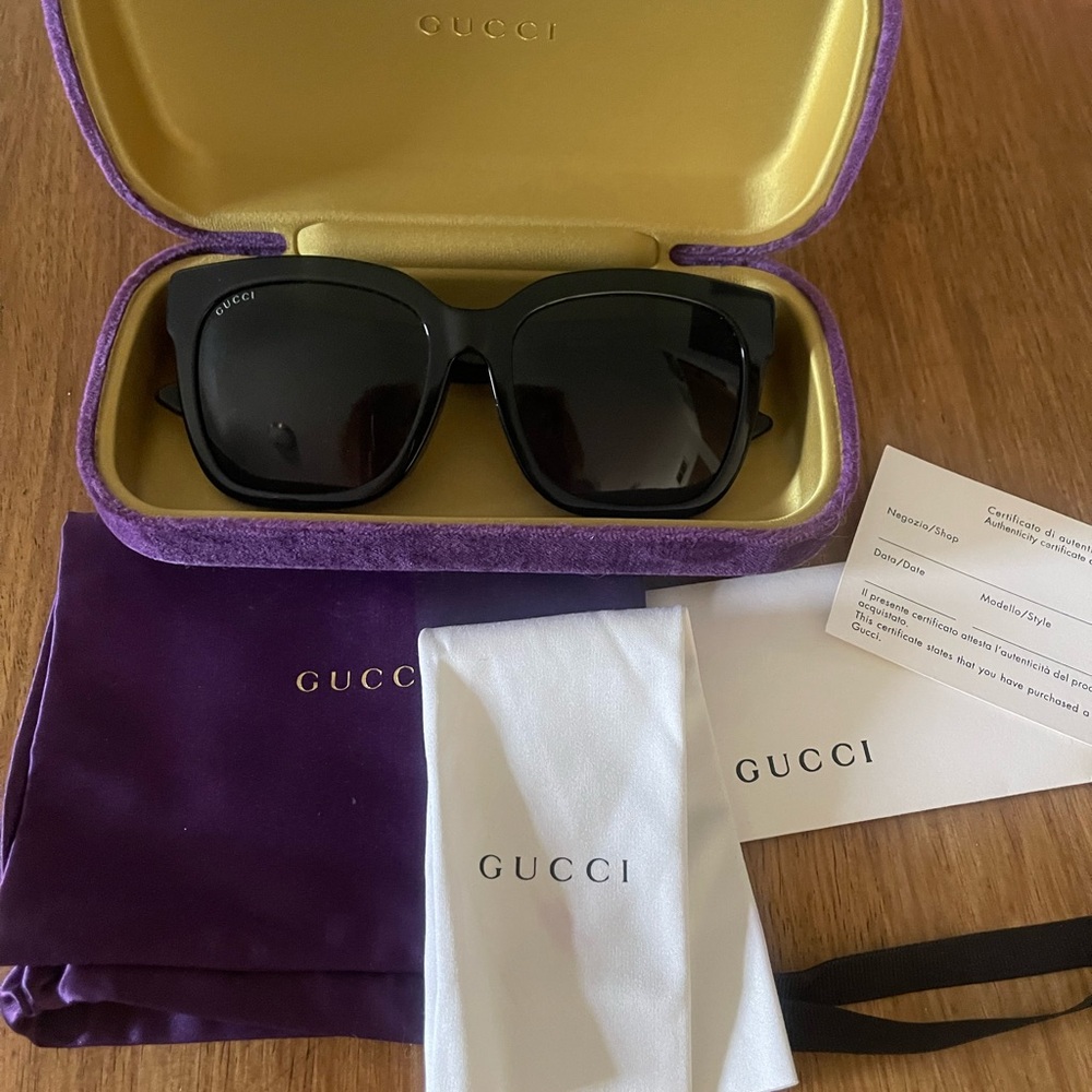 Gucci Black Square Sunglasses